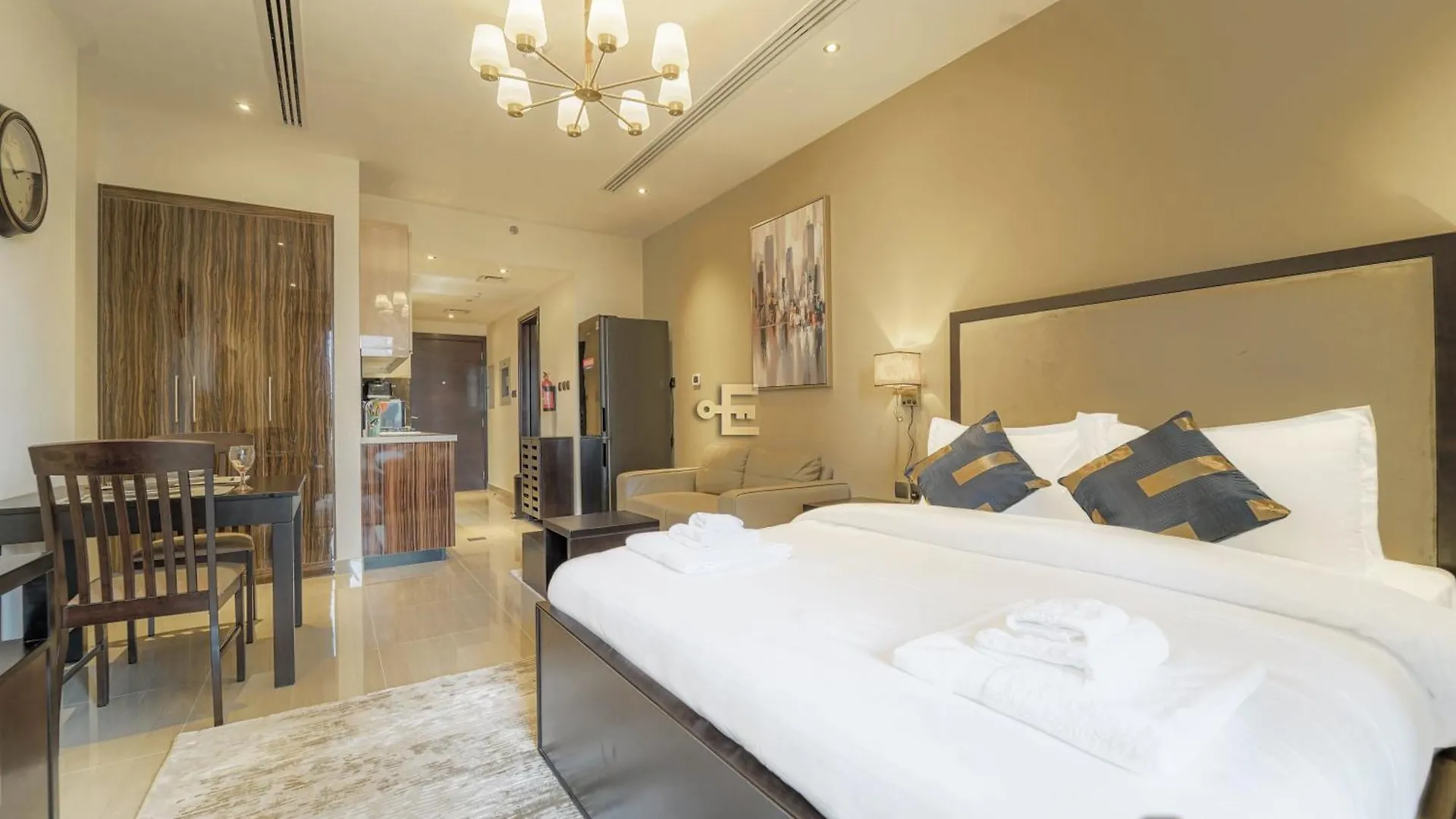 Apartment Everluxe Full Burj Khalifa View Studio Dubai